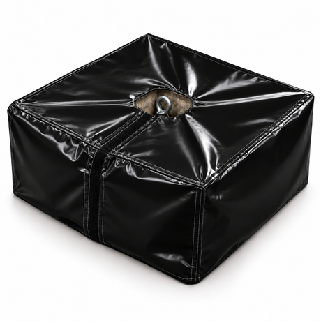 Housse PVC noire sur bloc de lest en béton, avec ouverture pour l'anneau de levage